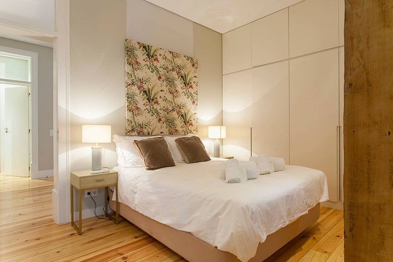 Figueira Square Downtown Deluxe Apartment Rentexperience