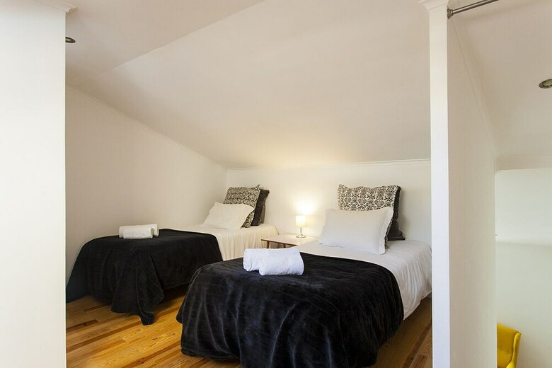 Modern Cosy Duplex Apartment Rentexperience