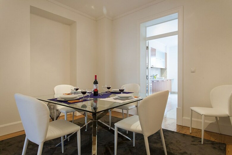 Downtown Blue VII Apartment Rentexperience
