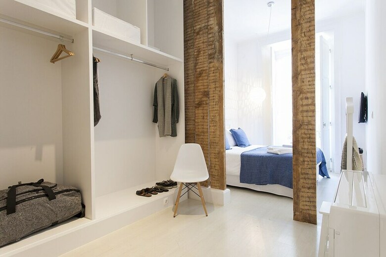 Downtown Blue V Apartment Rentexperience