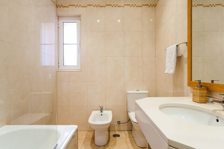 Fernando Pessoa Apartment Rentexperience