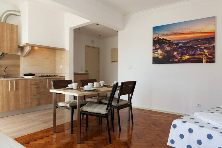 Gra�a Views For Six Apartment Rentexperience