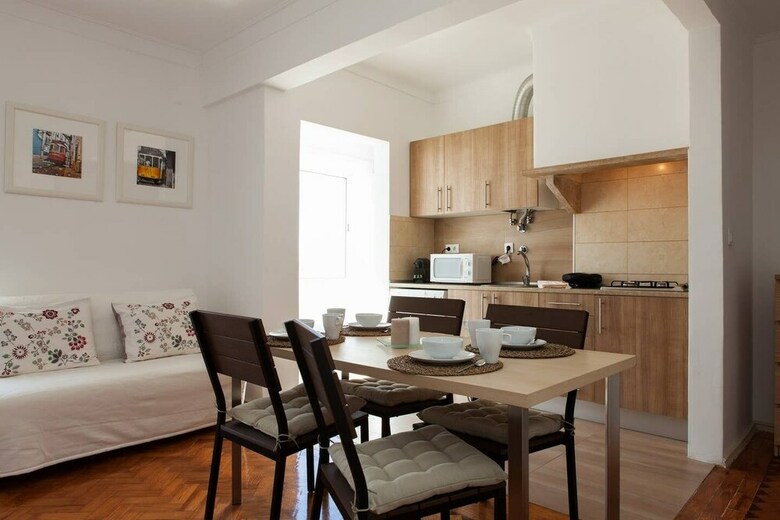 Gra�a Views For Six Apartment Rentexperience