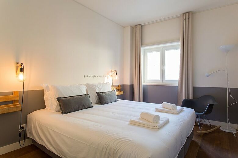 Elegant Liberdade Apartment Rentexperience