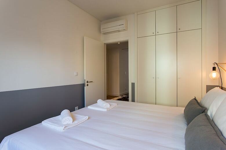 Elegant Liberdade Apartment Rentexperience