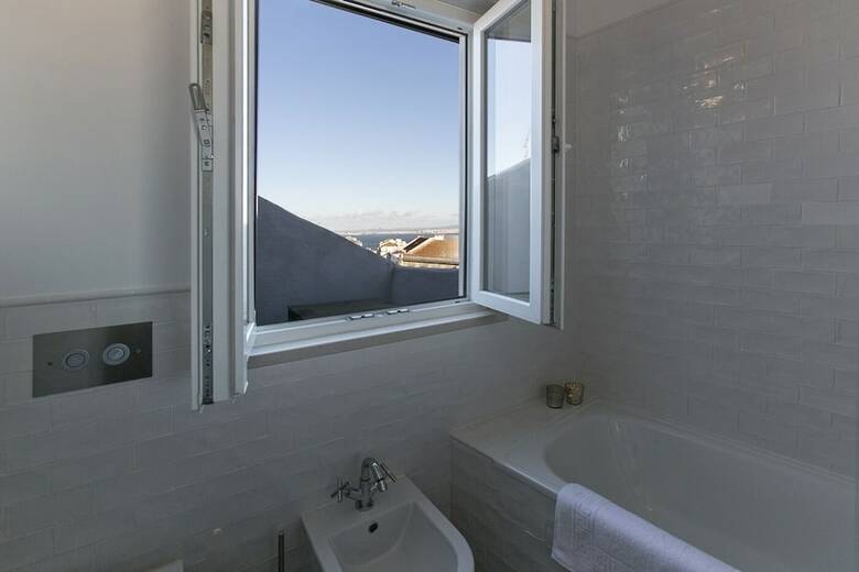 Elegant Gra�a Duplex Apartment Rentexperience