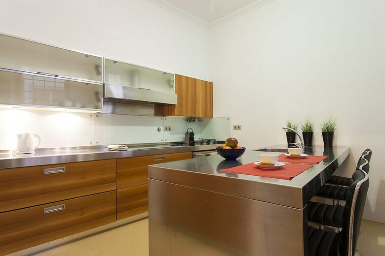 Elegant Chiado Apartment Rentexperience