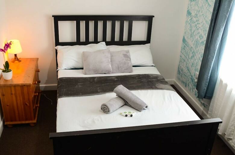 Hotel Donnington Bridge Road Rooms