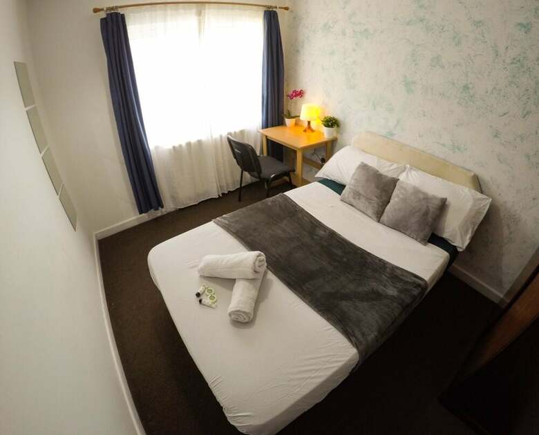 Hotel Donnington Bridge Road Rooms