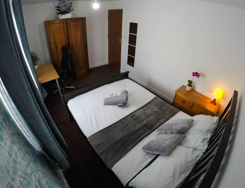 Hotel Donnington Bridge Road Rooms