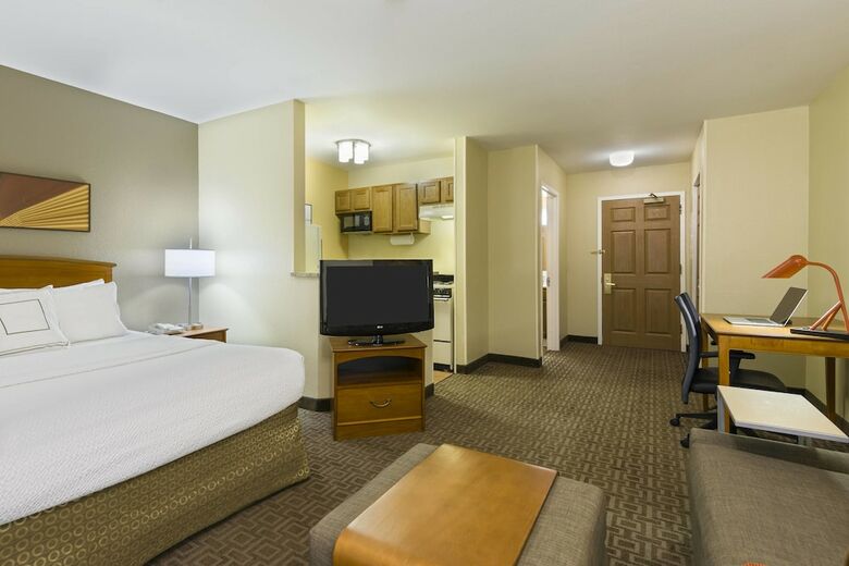 Hotel Towneplace Suites By Marriott Mobile