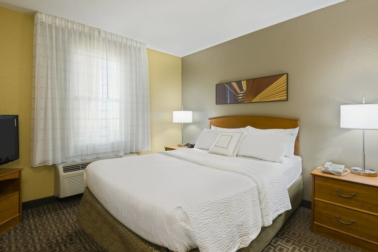 Hotel Towneplace Suites By Marriott Mobile
