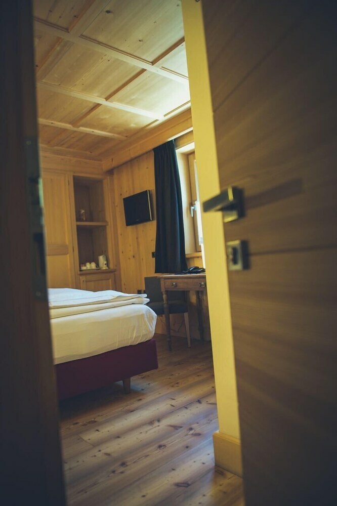 Alpen Hotel Chalet - Valdidentro