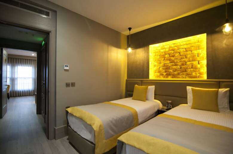 Seraglio Hotel & Suites