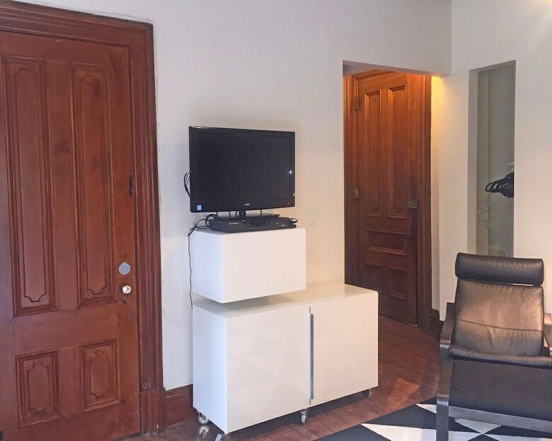 Boutique Apartments By The Upton Collection