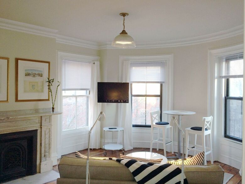 Boutique Apartments By The Upton Collection