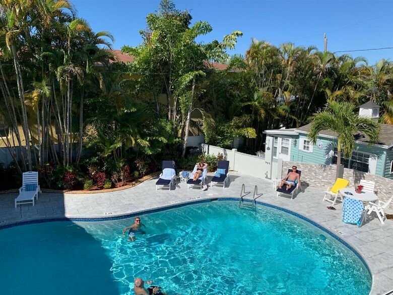 Boca Chica Frank`s Key West Experience
