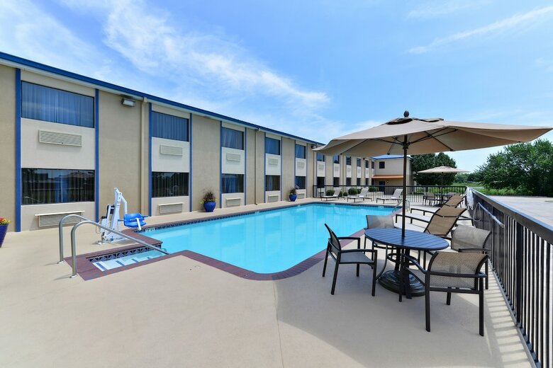 Boarders Inn & Suites By Cobblestone Hotels - Ardmore
