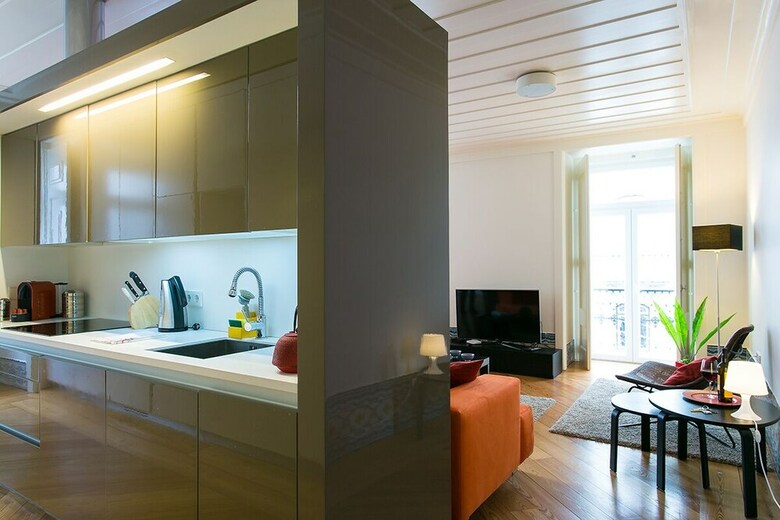 Downtown Garrett Deluxe Apartment Rentexperience