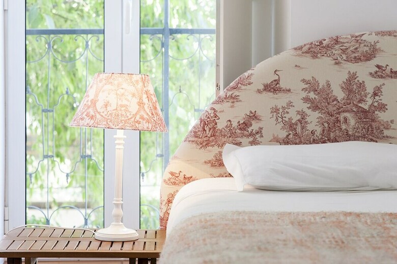 Bel�m Burgundy Apartment Rentexperience