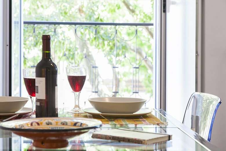 Bel�m Burgundy Apartment Rentexperience