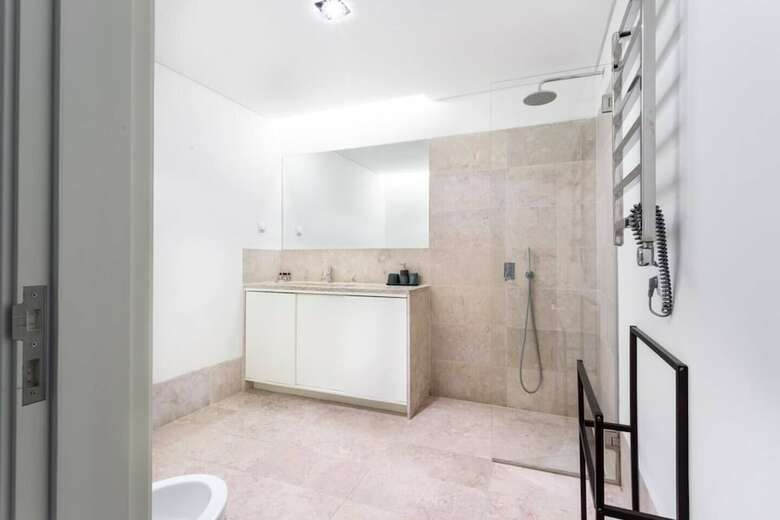 Modern Terrace Apartment Rentexperience