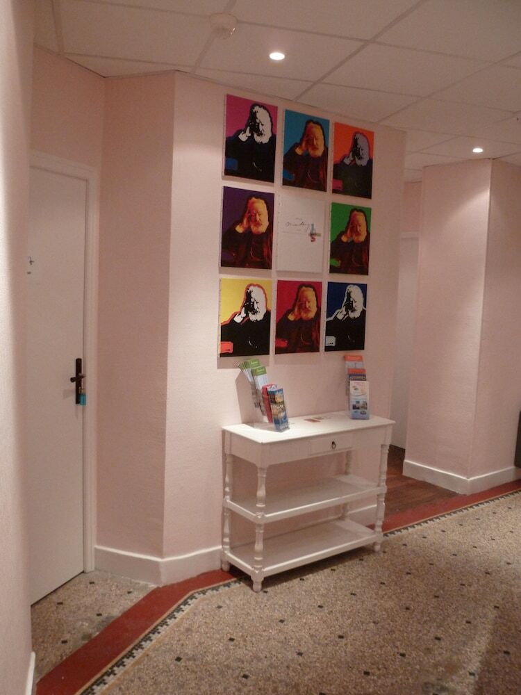 Hotel Victor Hugo