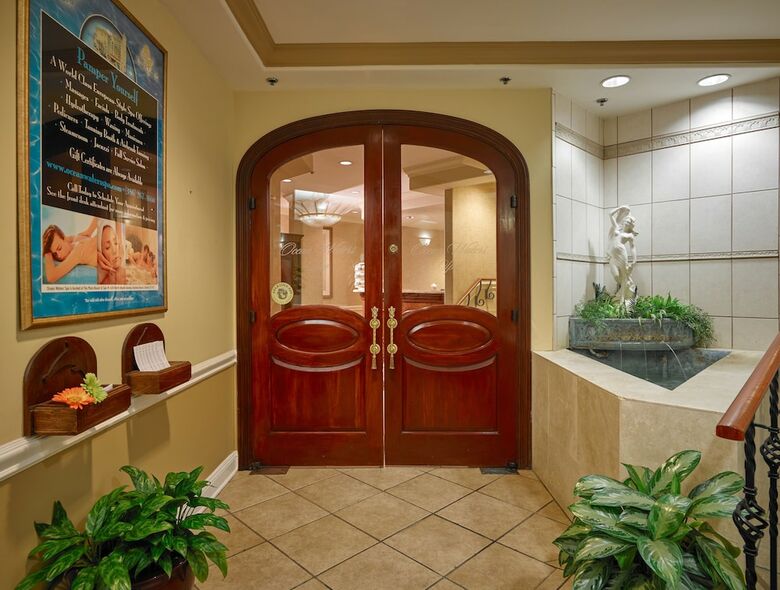 Hotel Plaza Resort & Spa