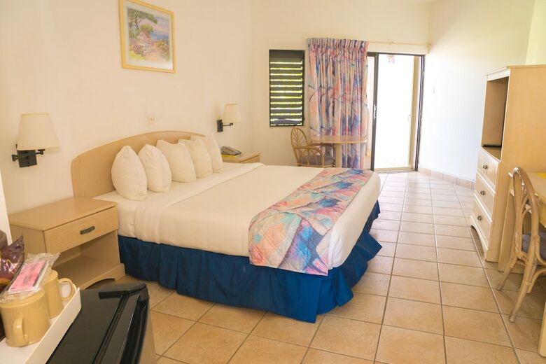 Hotel Allamanda Beach Resort