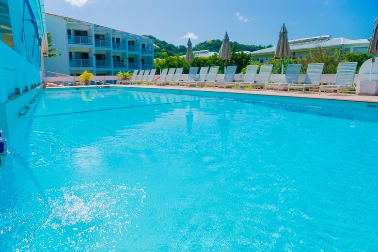 Hotel Allamanda Beach Resort