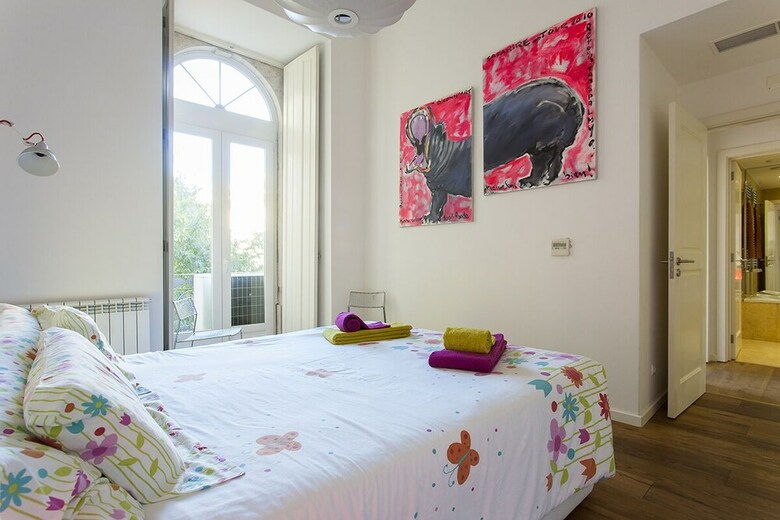 Opera Design Apartment Rentexperience