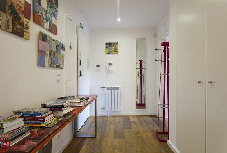 Opera Design Apartment Rentexperience