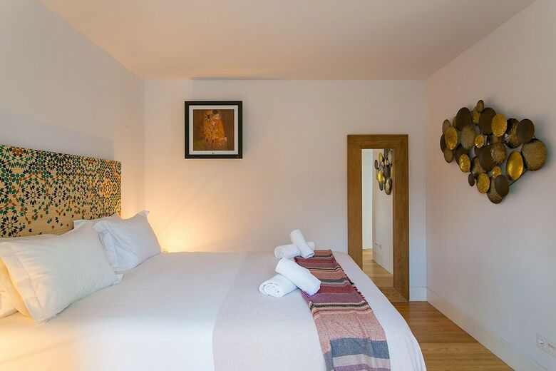 Downtown Duplex Deluxe Apartment Rentexperience