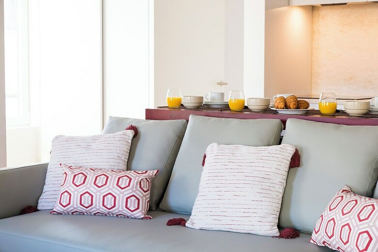 Downtown Duplex Deluxe Apartment Rentexperience