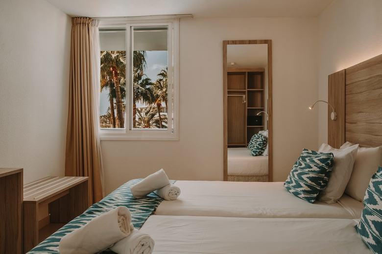 Aparthotel Playa Del Sol - Adults Only