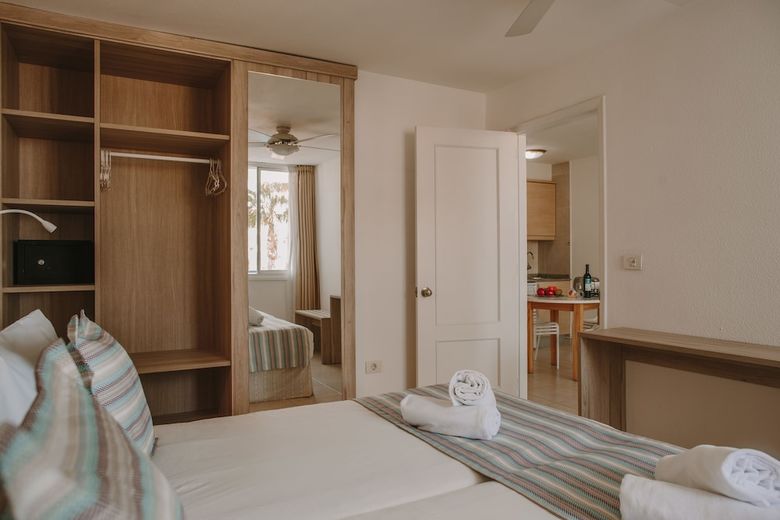 Aparthotel Playa Del Sol - Adults Only