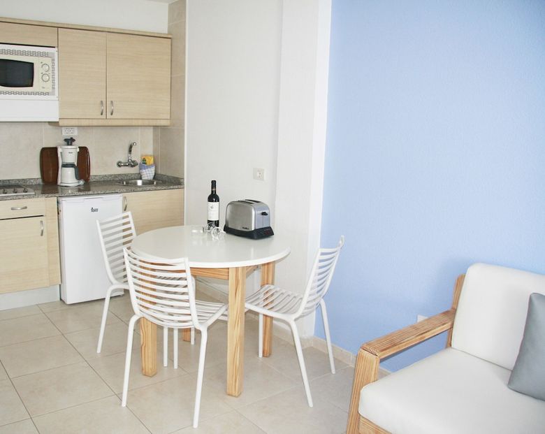 Aparthotel Playa Del Sol - Adults Only