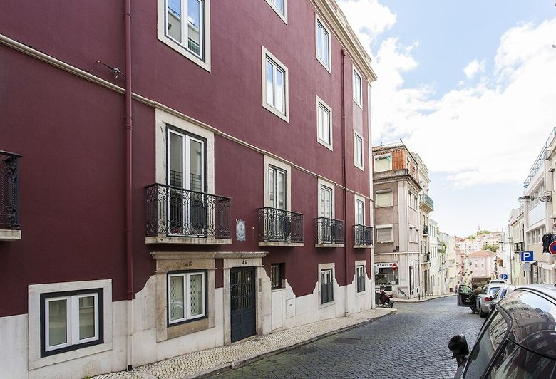 Modern Principe Real Apartment Rentexperience