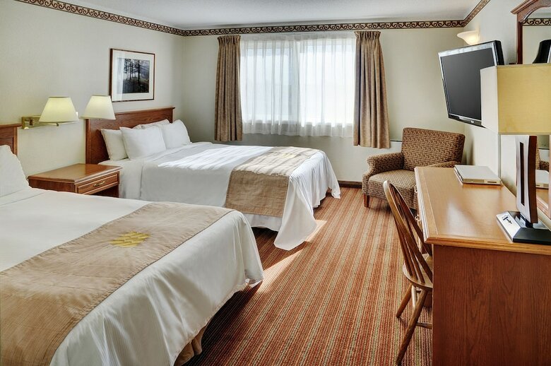 Hotel Lakeview Inns & Suites - Brandon
