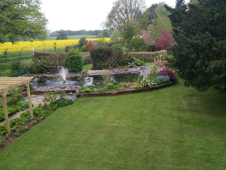Drinkstone Park Bed & Breakfast And Gardens