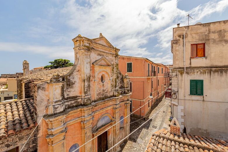 Hotel Albergo Diffuso Mannois