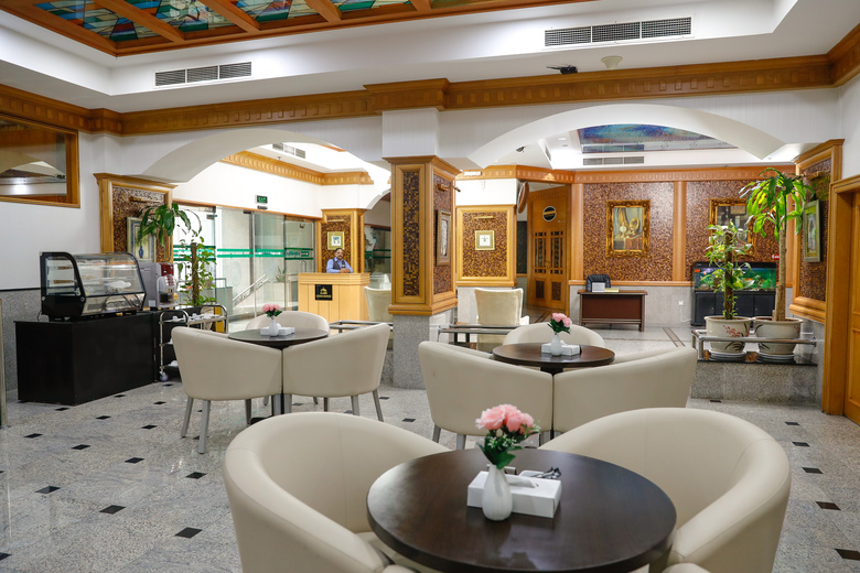 Taj Plaza Hotel