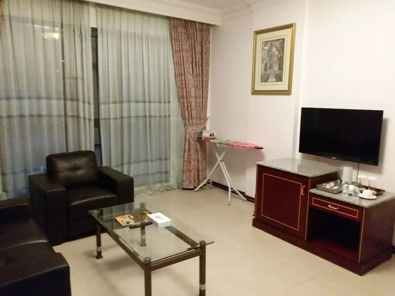 Taj Plaza Hotel