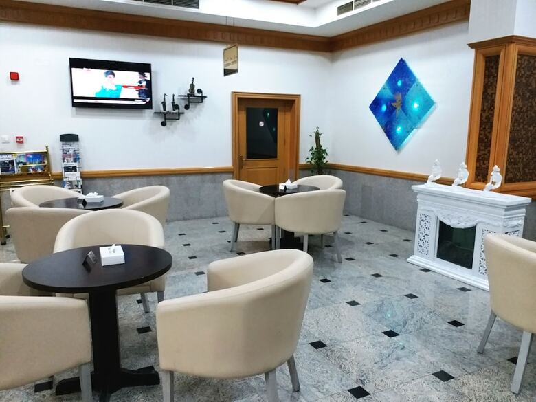 Taj Plaza Hotel