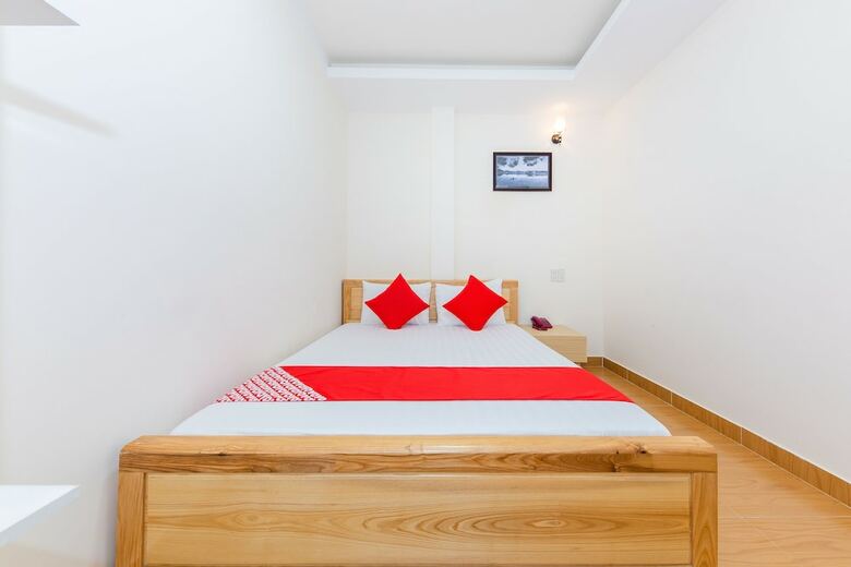 Hotel Oyo 493 Huong Moc 1