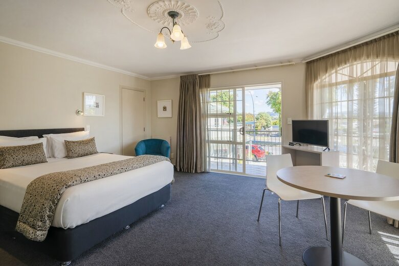 Motel Silver Fern Accommodation & Spa