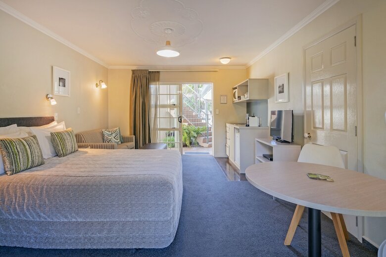 Motel Silver Fern Accommodation & Spa