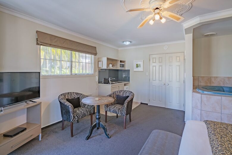 Motel Silver Fern Accommodation & Spa