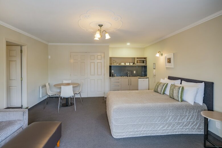 Motel Silver Fern Accommodation & Spa