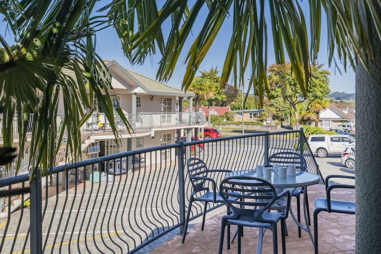 Motel Silver Fern Accommodation & Spa